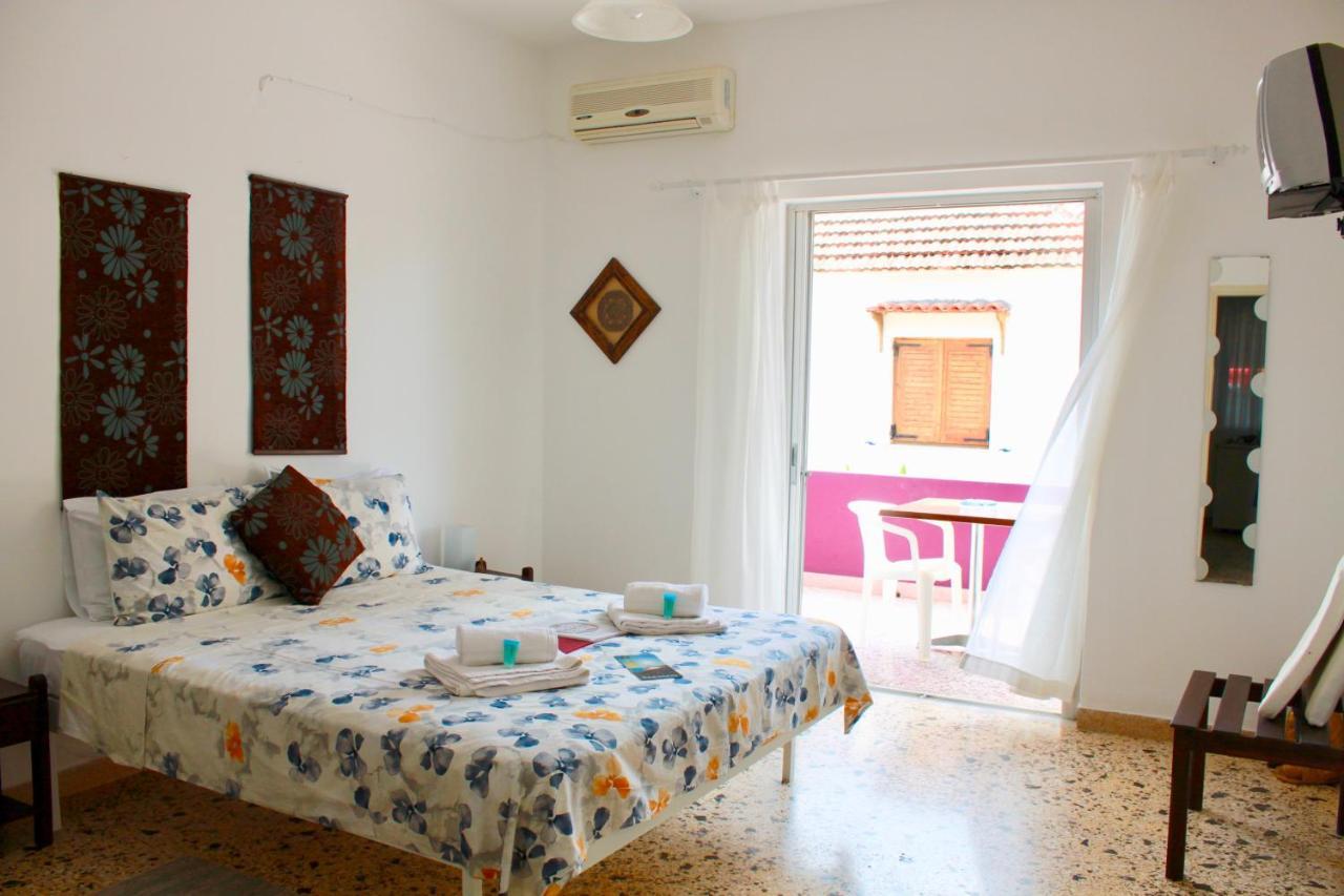 Aumkara Apartment Skala Eresou Bagian luar foto
