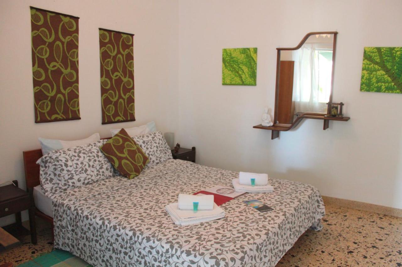 Aumkara Apartment Skala Eresou Bagian luar foto