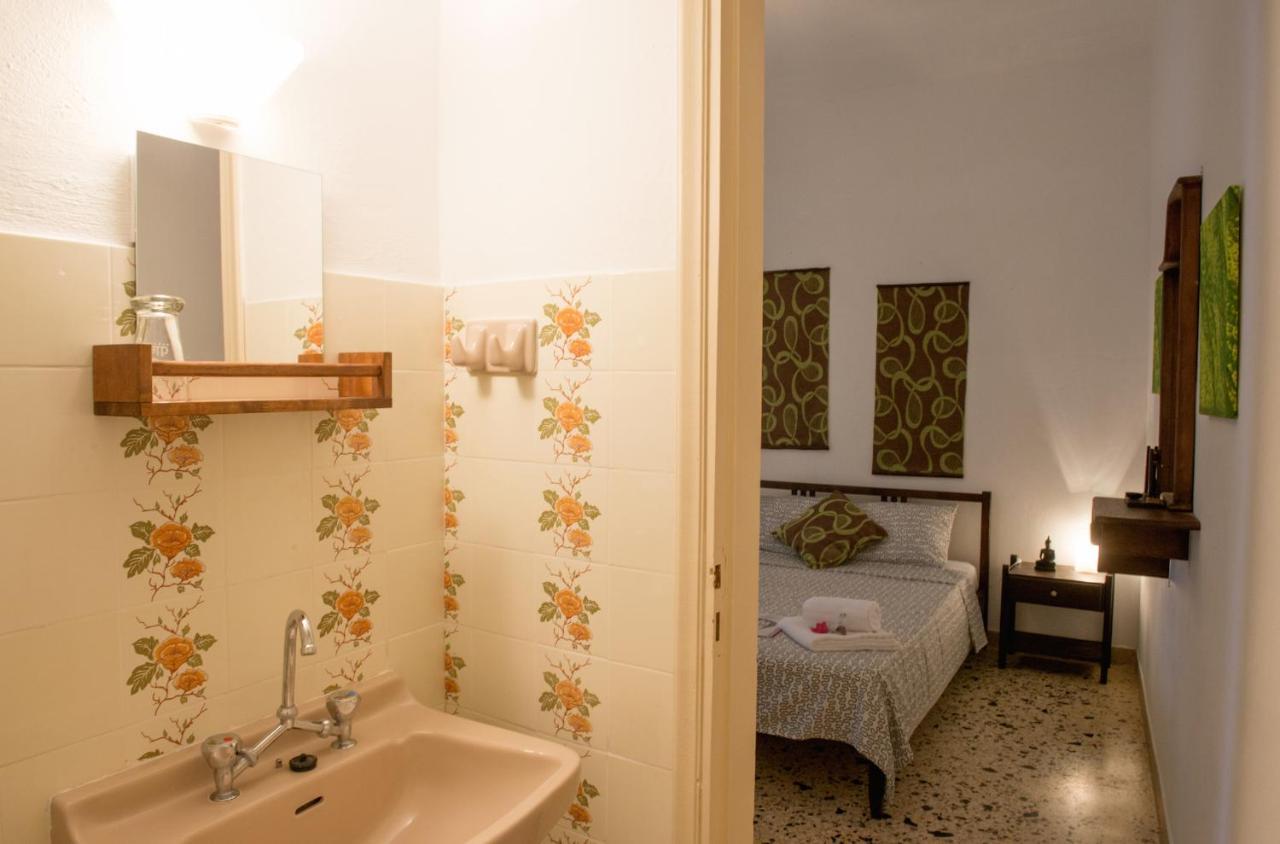 Aumkara Apartment Skala Eresou Bagian luar foto