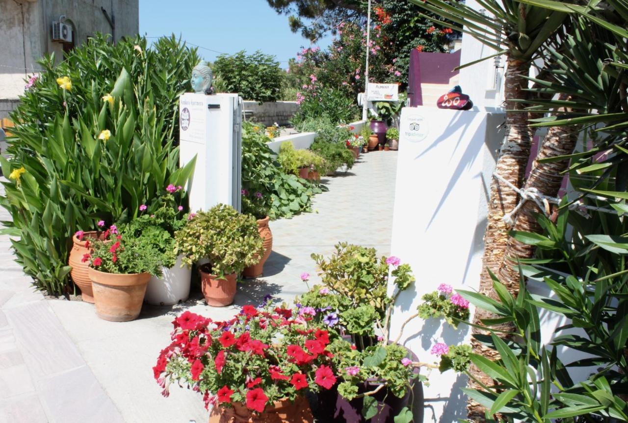 Aumkara Apartment Skala Eresou Bagian luar foto